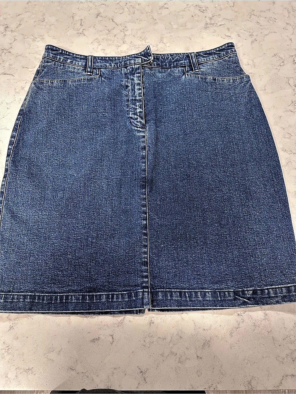 Lauren Ralph Lauren Denim A-Line Skirt in Blue Size 6P Like New